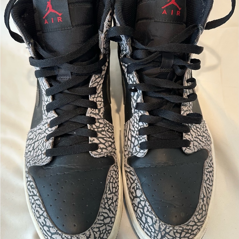 Air Jordan Black and Gray Sneakers